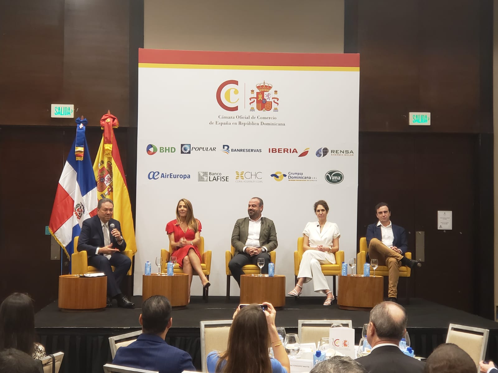 Escarrer, Matutes, Piñero y Fluxá comparten su visión sobre el turismo en RD