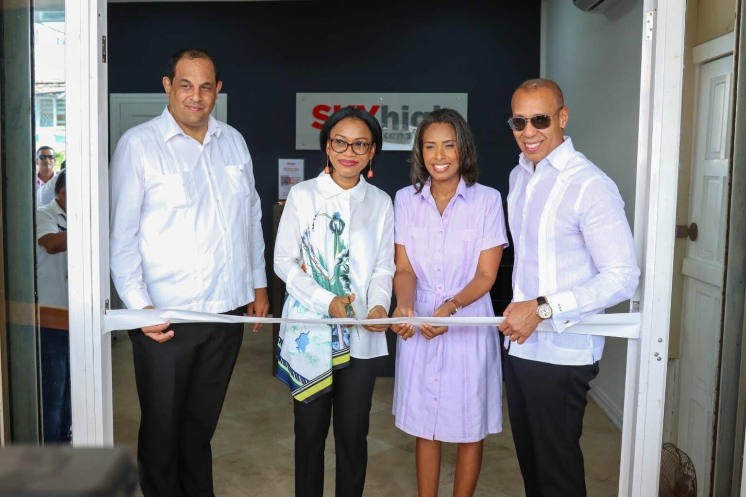 SkyHigh Dominicana abre nueva oficina en Noticias de